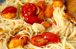 How to Make – 5 Minutes Tomato Garlic Pasta